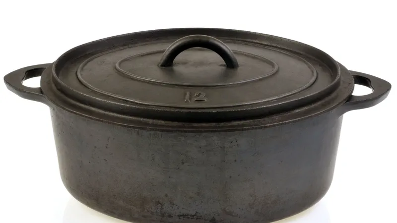 Marmite en fonte du XVIIIè siècle, FRANCE